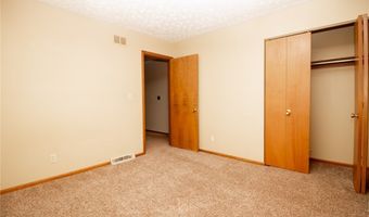2505 Vollmer Dr, Austintown, OH 44511
