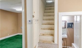 1017 S 5th St, Atchison, KS 66002