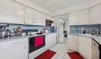 901 E Krage Dr, Addison, IL 60101
