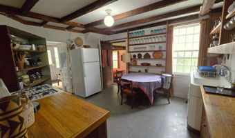 22 Kimball Hill Rd, Putney, VT 05346