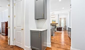 2051 MOORES MILL Rd, Auburn, AL 36830