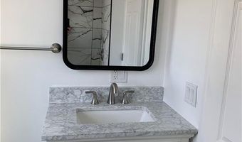 88 Reed St, Warwick, RI 02886