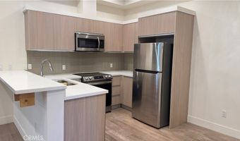 210 N Monterey St 211, Alhambra, CA 91801