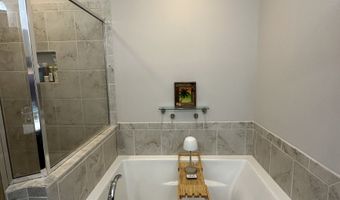 882 Westmoreland Cir NW, Atlanta, GA 30318