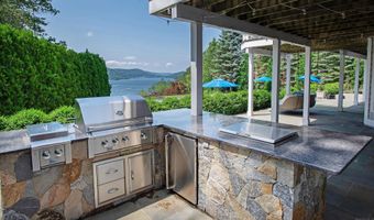 266 Great Plain Rd, Danbury, CT 06811
