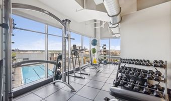 2001 15TH St N 506, Arlington, VA 22201
