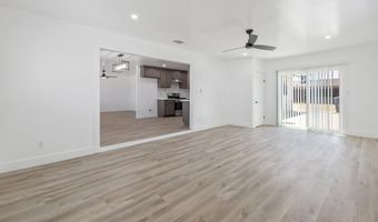 11456 Manzanita St, Armona, CA 93202