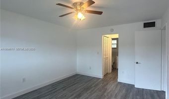 2800 NE 203rd St 10, Aventura, FL 33180