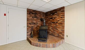 222 Ward Rd, Augusta, ME 04330