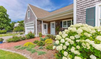 110 Commerce Rd, Barnstable, MA 02630
