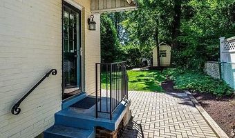 21 KENTBURY Way, Bethesda, MD 20814