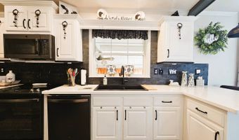 12116 SW County Rd 769 105, Lake Suzy, FL 34269