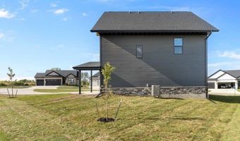 1165 Salm Dr, North Liberty, IA 52317