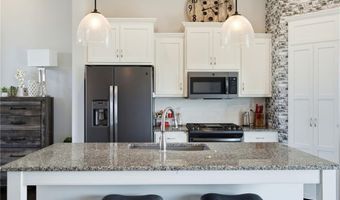 16029 Craig St, Basehor, KS 66007