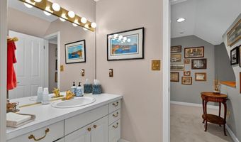 101 E Krumkill Rd, Albany, NY 12208