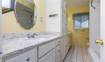 1454 Pine Valley Blvd, Ann Arbor, MI 48104