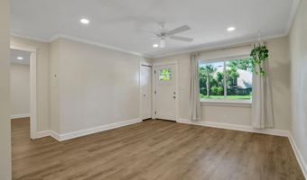 553 DAVID St, Atlantic Beach, FL 32233