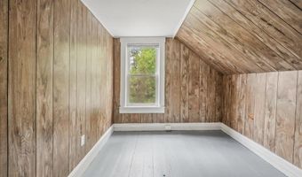 16 Shurtleff Pl, Barre, VT 05641