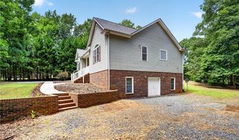 3357 Marathon Dr, Asheboro, NC 27205