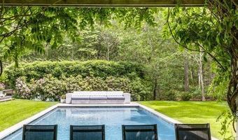 22 Phelan Ct, Amagansett, NY 11930