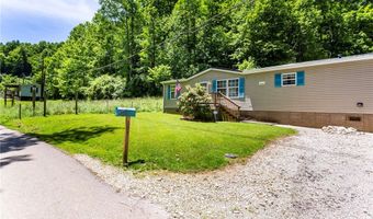 709 Waugh Branch Rd, Barboursville, WV 25504