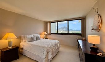 250 Kawaihae St 14A, Honolulu, HI 96825