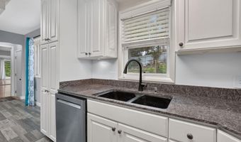 623 Bannock Ave, American Falls, ID 83211