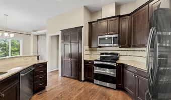 606 E Woodstone Ct, Andover, KS 67002