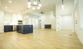 1100 Quailridge Way, Bentonville, AR 72713