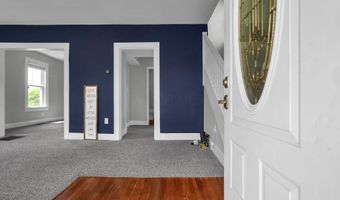 33 School St, Ashville, OH 43103