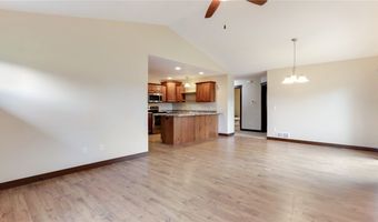 2811 Swallowtail Ct, Altoona, WI 54720