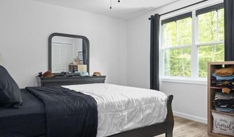263 Collins Rd, Hopkinton, RI 02804