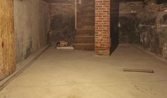 11 Durham St, Belfast, ME 04915