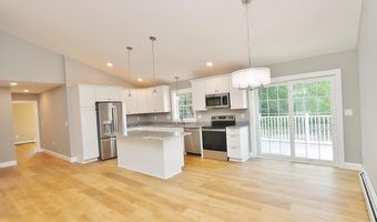 6 Lilac Ave, Bangor, ME 04401