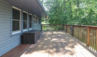 411 Lakeshore Rd, Ashland, OH 44805