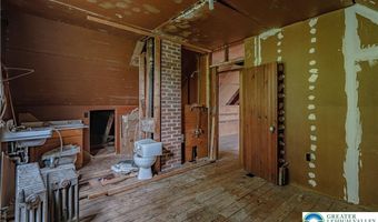 79 Mountain Lake Rd, Belvidere, NJ 07823