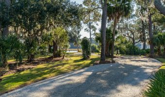 25 River Pl, Beaufort, SC 29906