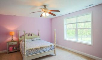 7313 BYRNELEY Ln, Annandale, VA 22003