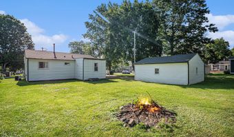 6821 Chapin Ave SE, Alto, MI 49302