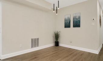7980 AUDUBON Ave 203, Alexandria, VA 22306