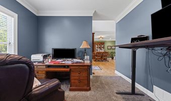 2820 Ashwood Dr, Alliance, OH 44601