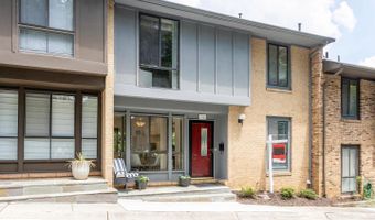 38 GREAT PINES Ct, Rockville, MD 20850