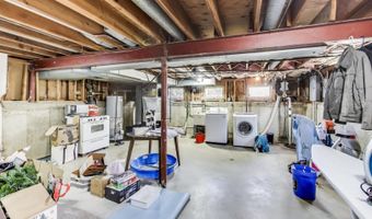 502 S Reuter Dr, Arlington Heights, IL 60005