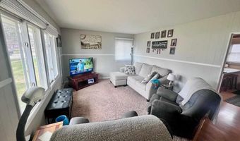 32 Dogwood Blvd, Babbitt, MN 55706