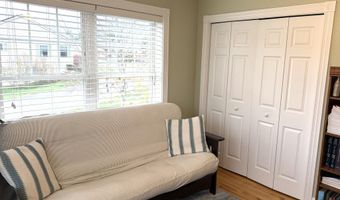 36 Kathryn Ln, Bangor, ME 04401