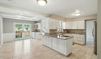 302 NW Sharmin Dr, Ankeny, IA 50023