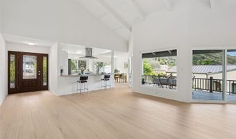 928 Hokulani St, Honolulu, HI 96825