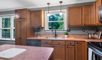 3846 Crystal Wood Dr, Arnold, MO 63010