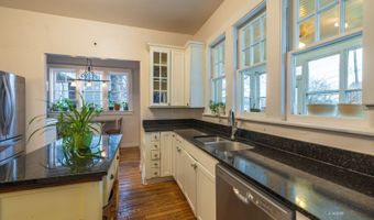 171 E State St, Athens, OH 45701
