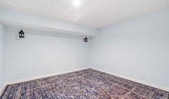 209 Broadway, Amityville, NY 11701